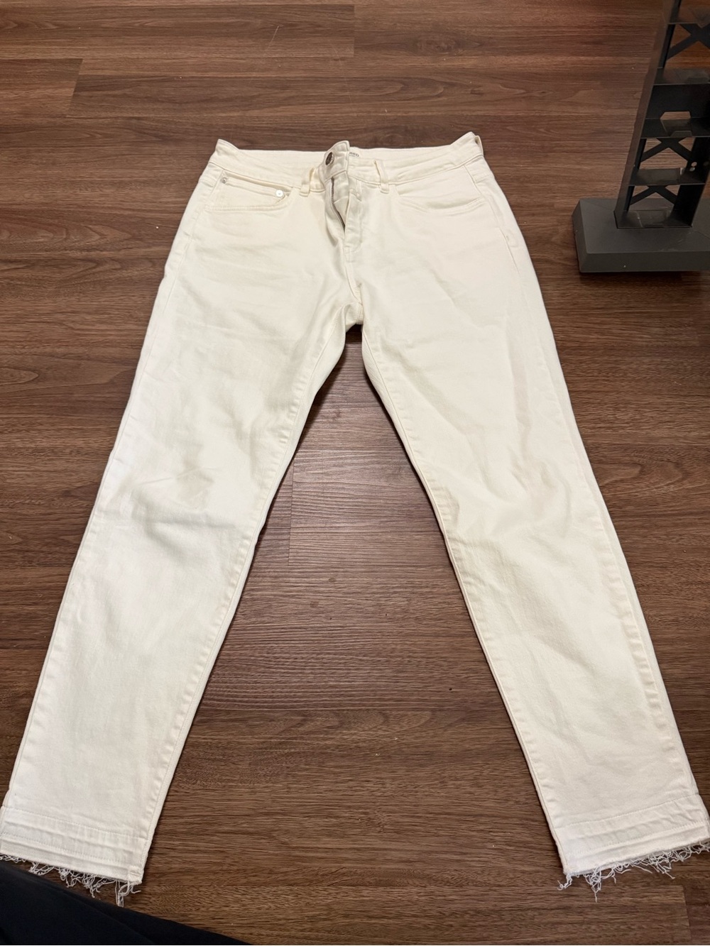 Closed Women's Skinny Jeans in Off-White
